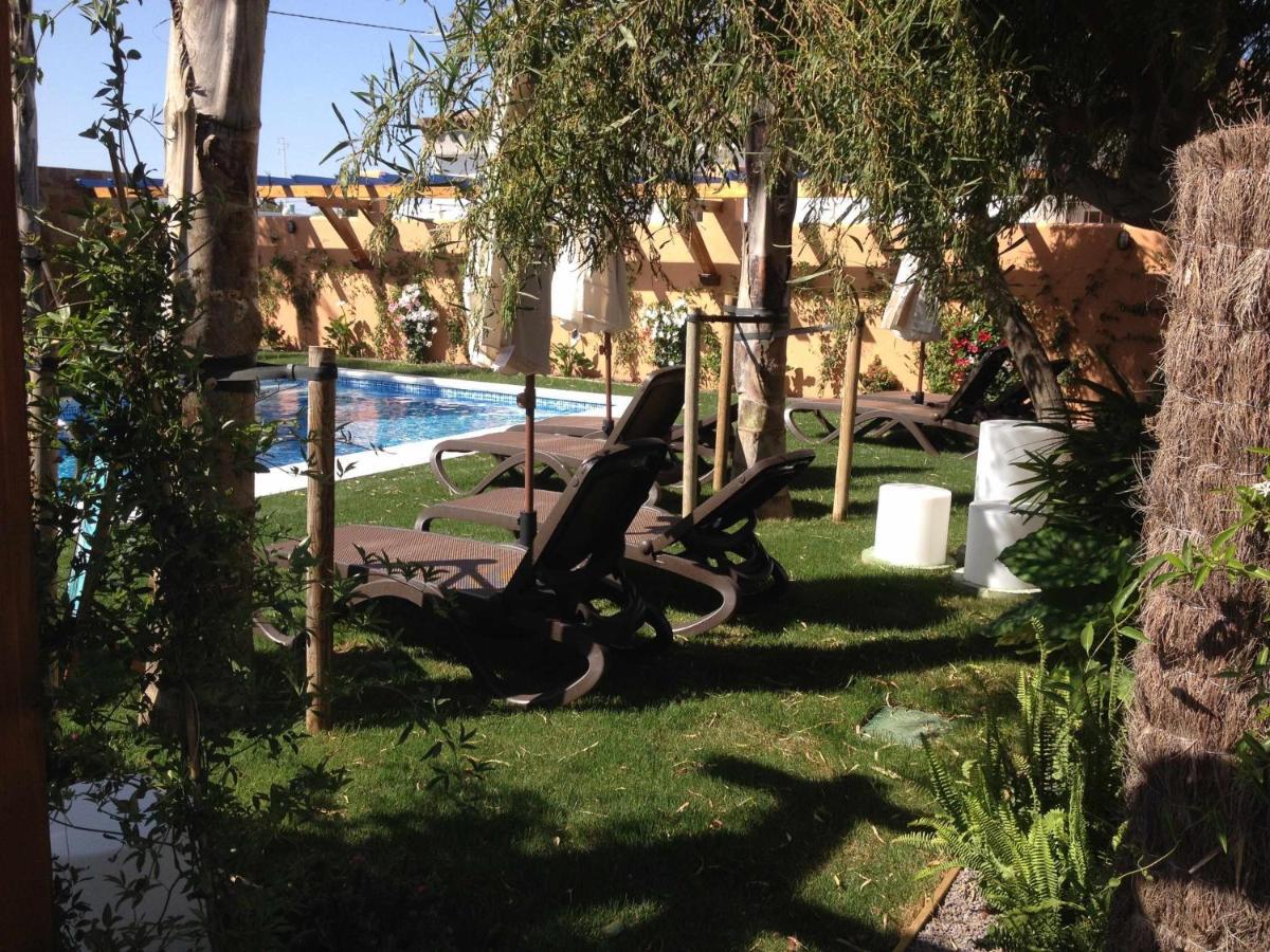 Casa Bungalows Con Jardin Privado Y Piscina Compa Cadiz Exterior photo